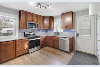 10531 Jay Street NW, Coon Rapids, MN 55433 - Photo 8