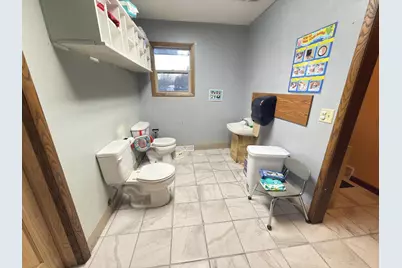 2328 N Hillcrest Parkway, Altoona, WI 54720 - Photo 16