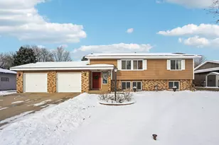 621 Menke Ave, Shakopee, MN 55379 - Photo 1