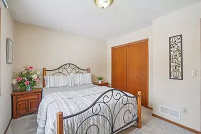 621 Menke Avenue, Shakopee, MN 55379 - Photo 30