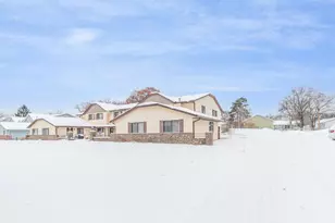 103 96th Ln NE, Blaine, MN 55434 - Photo 2