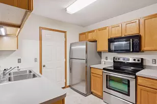 717 Mariner Way, Woodbury, MN 55129 - Photo 14