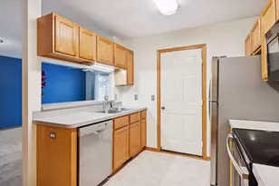 717 Mariner Way, Woodbury, MN 55129 - Photo 16