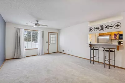 717 Mariner Way, Woodbury, MN 55129 - Photo 6