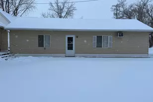 302 13th St S, Benson, MN 56215 - Photo 30