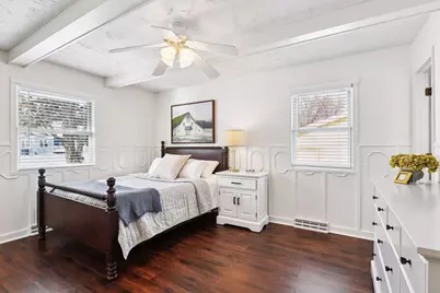 1521 Crest Drive, Chaska, MN 55318 - Photo 16