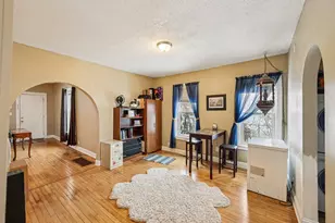 878 Magnolia Ave E, Saint Paul, MN 55106 - Photo 8