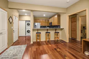 10806 S Shore Dr, Plymouth, MN 55441 - Photo 6