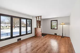 6381 Rath Dr, Woodbury, MN 55125 - Photo 6