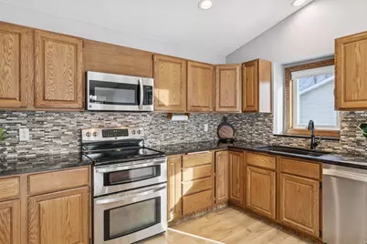 9524 208th Street W, Lakeville, MN 55044 - Photo 16