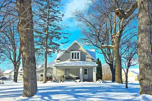 311 Big Woods Ln, Annandale, MN 55302 - Photo 4