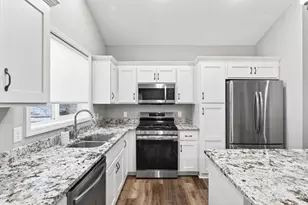 9242 25th St NE, Saint Michael, MN 55376 - Photo 4