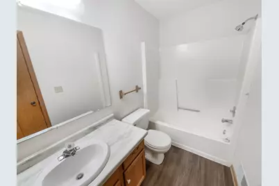 3677 Gershwin Lane N, Oakdale, MN 55128 - Photo 6