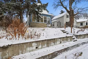 237 Page St E, Saint Paul, MN 55107 - Photo 20