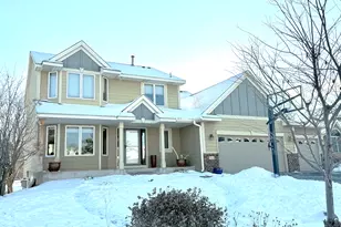 6664 Clearwater Creek Dr, Hugo, MN 55038 - Photo 2