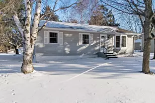 1014 NE 5th Ave, Grand Rapids, MN 55744 - Photo 2