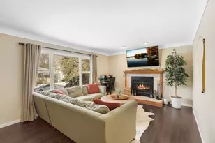 106 19th Ave N, South Saint Paul, MN 55075 - Photo 2