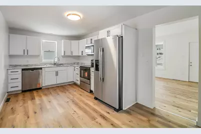 1050 Sturtevant Street, Red Wing, MN 55066 - Photo 8