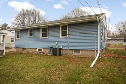 2112 Hawthorne Avenue E, Saint Paul, MN 55119 - Photo 32