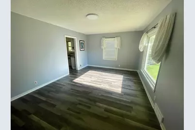 1630 7th Street N, Fargo, ND 58102 - Photo 2