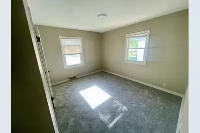 1630 7th Street N, Fargo, ND 58102 - Photo 4