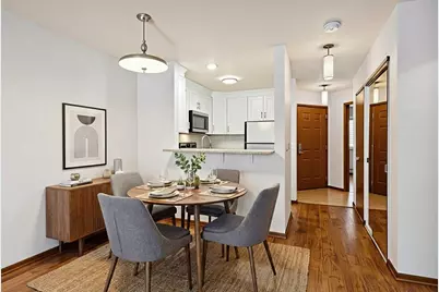 7621 Edinborough Way #2108, Edina, MN 55435 - Photo 4