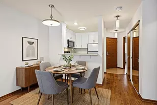 7621 Edinborough Way, Edina, MN 55435 - Photo 4