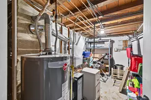 1812 Carl St, Lauderdale, MN 55113 - Photo 30