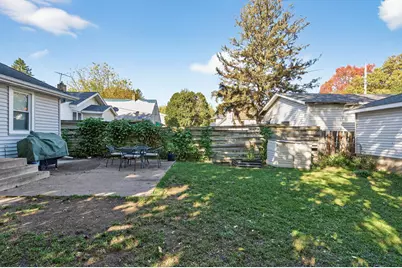 1812 Carl Street, Lauderdale, MN 55113 - Photo 32