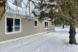 100 Idle Hour Ct, Wabasha, MN 55981 - Photo 4