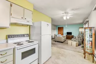 1229 Madison Ave, Detroit Lakes, MN 56501 - Photo 10