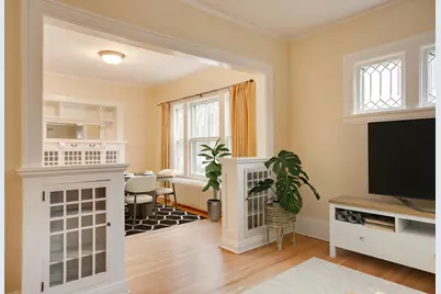 1910 Franklin Avenue SE, Minneapolis, MN 55414 - Photo 2