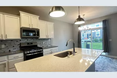 18303 Glassner Way, Lakeville, MN 55044 - Photo 8