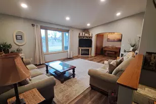 1016 2nd St NE, Elbow Lake, MN 56531 - Photo 8