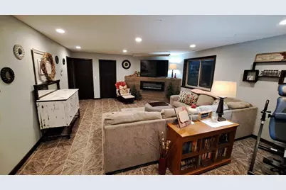 1016 2nd Street NE, Elbow Lake, MN 56531 - Photo 24