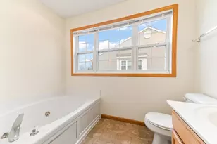 15726 Frisian Ln, Apple Valley, MN 55124 - Photo 20