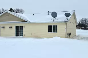 320A 2nd Street NE, Bertha, MN 56437 - Photo 4