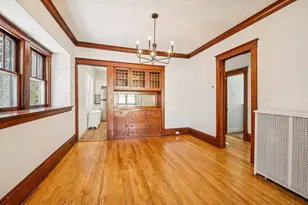 2817 Golden Valley Rd, Minneapolis, MN 55411 - Photo 10