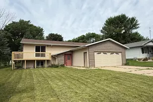 225 S 7th Ave E, Truman, MN 56088 - Photo 1