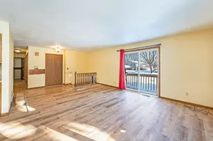 225 S 7th Ave E, Truman, MN 56088 - Photo 4