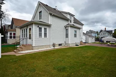 653 Thomas Avenue, Saint Paul, MN 55104 - Photo 2