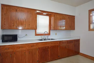 653 Thomas Avenue, Saint Paul, MN 55104 - Photo 10