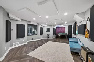 209 E 135th St, Burnsville, MN 55337 - Photo 44