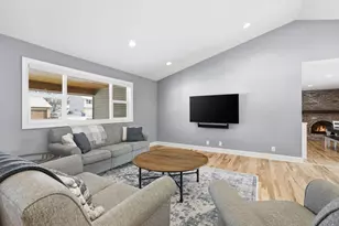 10640 Aquila Ave S, Bloomington, MN 55438 - Photo 6