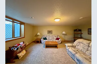 626 43rd Avenue S, Moorhead, MN 56560 - Photo 18