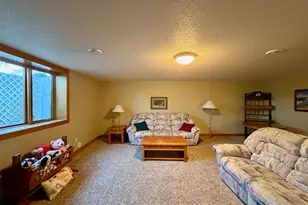 626 43rd Ave S, Moorhead, MN 56560 - Photo 18