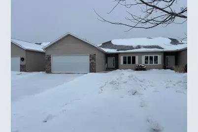 626 43rd Avenue S, Moorhead, MN 56560 - Photo 1