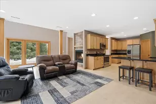 1047 174th St, Hammond, WI 54015 - Photo 16