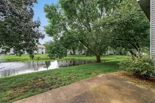 8042 Belair Ln, Eden Prairie, MN 55347 - Photo 16