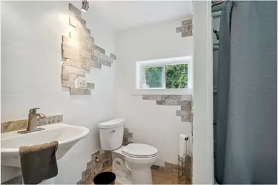 7527 Newton Avenue N, Brooklyn Park, MN 55444 - Photo 10